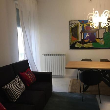 Comodo Appartamento In Pieno Centro Iun P1868 Cagliari Bagian luar foto
