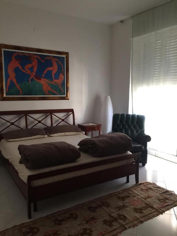 Comodo Appartamento In Pieno Centro Iun P1868 Cagliari Bagian luar foto